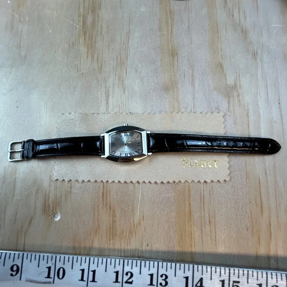 Stauer Metropolitan Mens Watch Silver Tone Tonneau Roman Numeral Black Leather